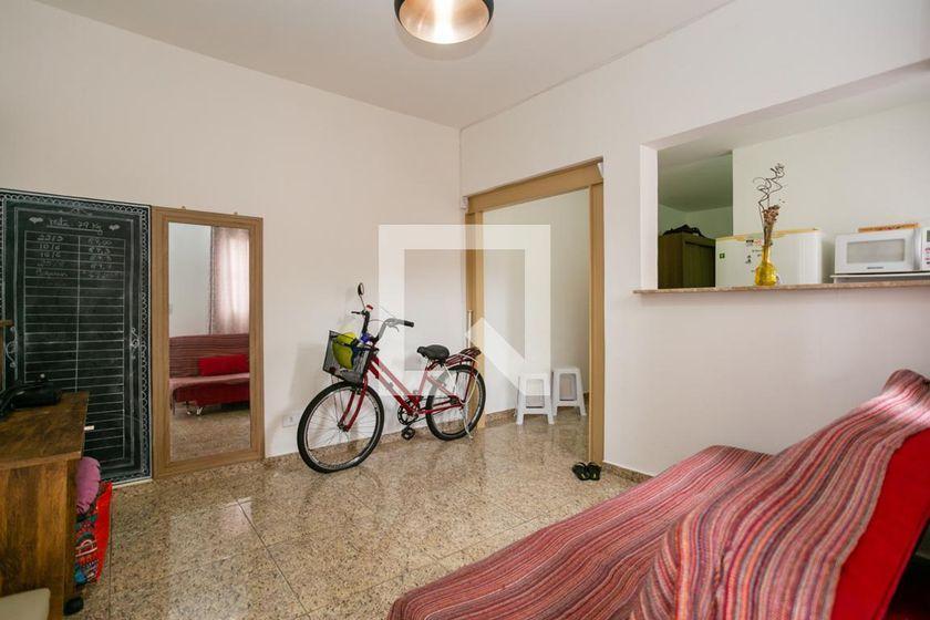 Casa à Venda – Vila Santa Maria, 1 Quarto, 30 m² – São Paulo