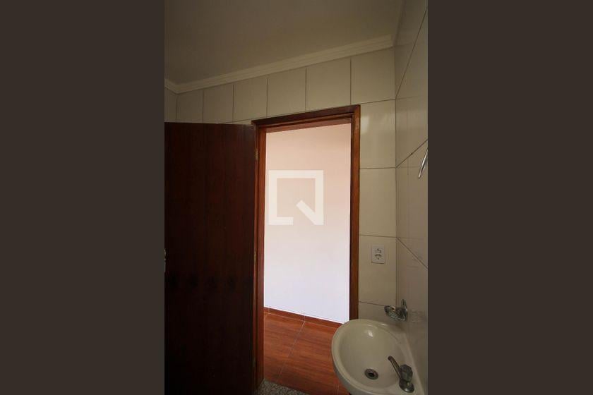 Casa à Venda – Sapopemba, 2 Quartos, 80 m² – São Paulo