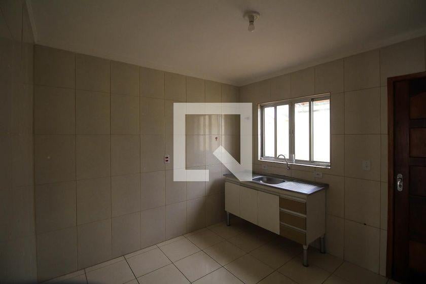 Casa à Venda – Sapopemba, 2 Quartos, 80 m² – São Paulo