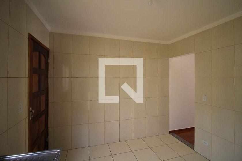 Casa à Venda – Sapopemba, 2 Quartos, 80 m² – São Paulo