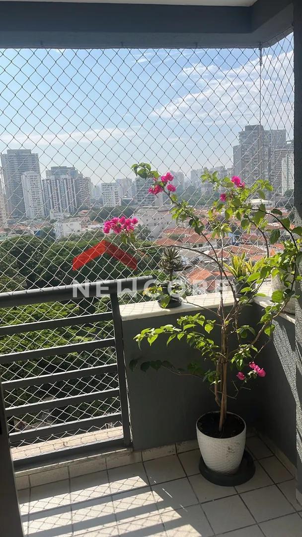 Apartamento em Rua Teixeira de Melo – Tatuapé – São Paulo/SP