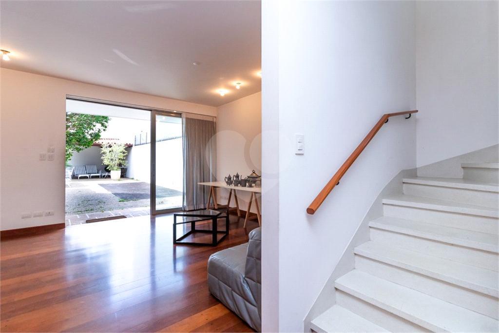 Imoveis – no Jardim Novo Mundo