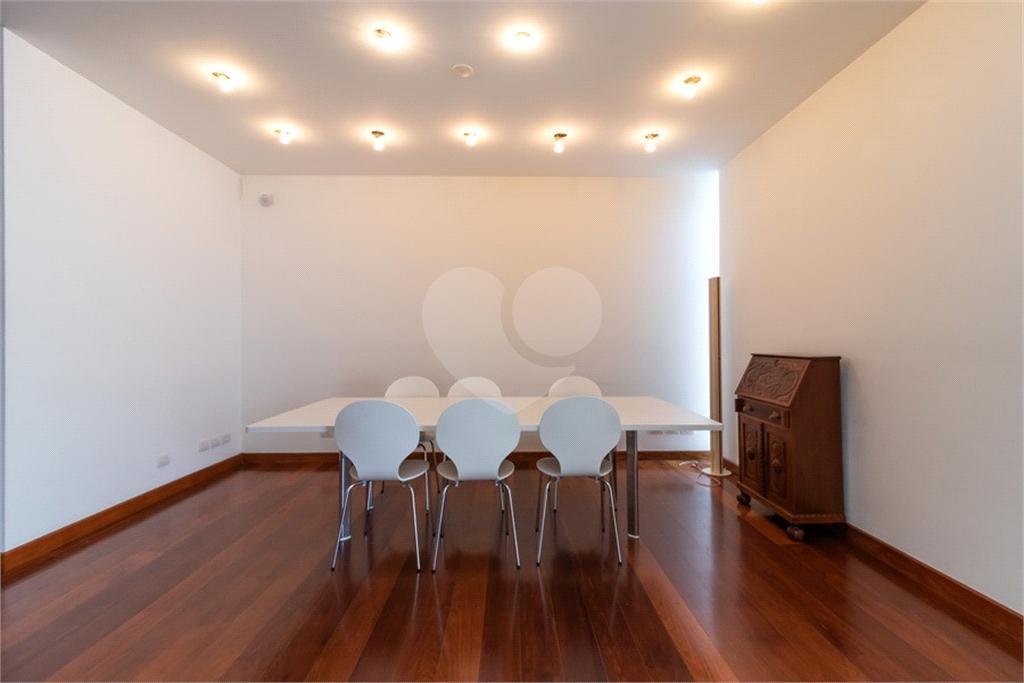 Imoveis – no Jardim Novo Mundo