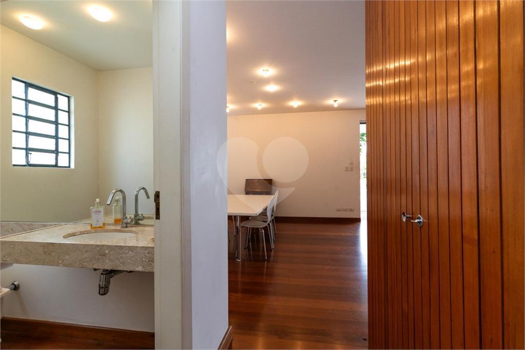 Imoveis – no Jardim Novo Mundo