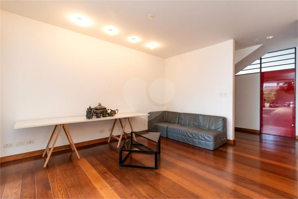 Imoveis – no Jardim Novo Mundo