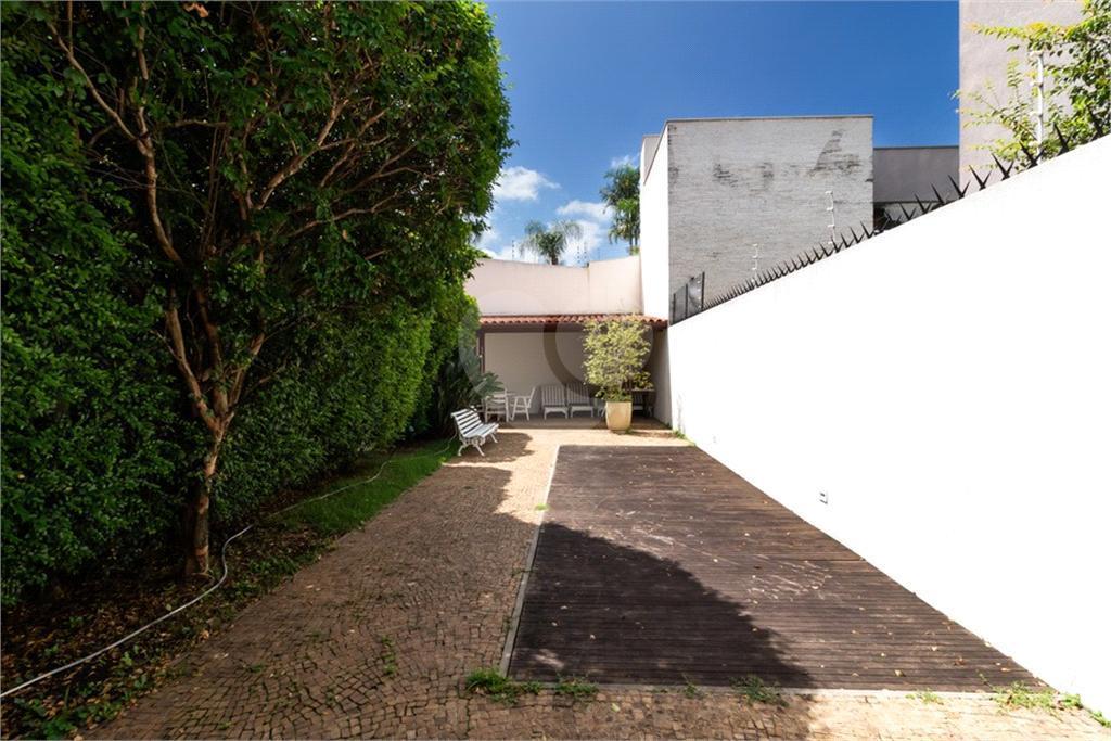 Imoveis – no Jardim Novo Mundo