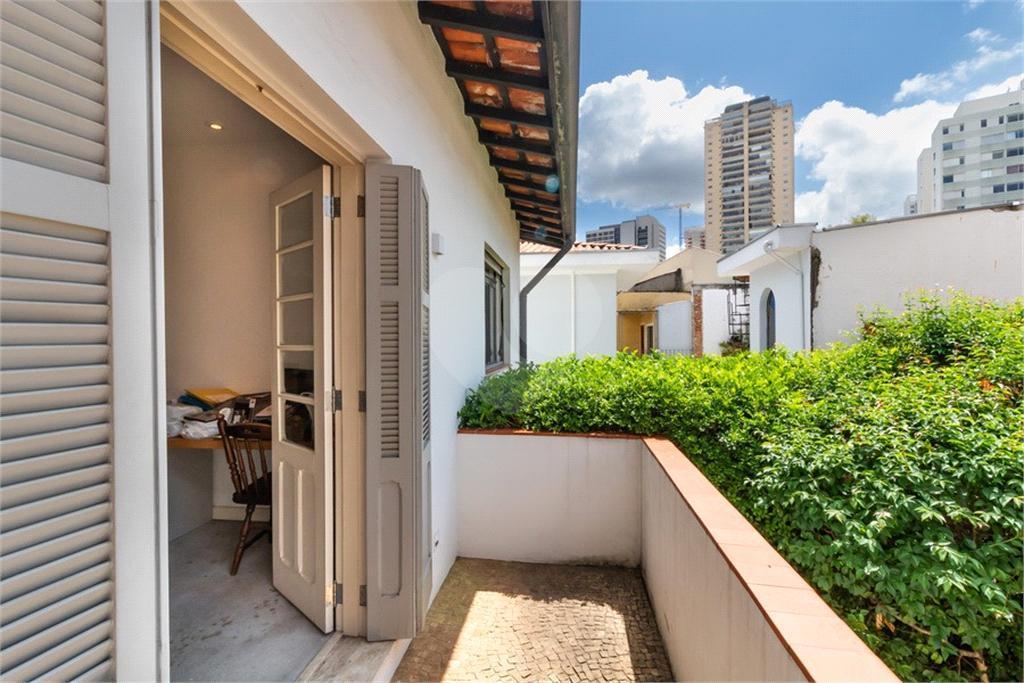 Imoveis – no Jardim Novo Mundo