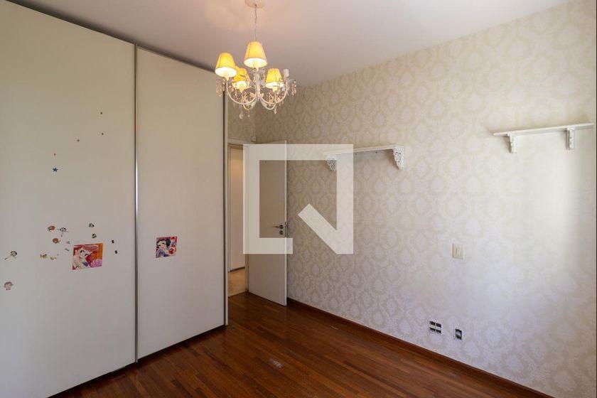Apartamento à Venda – Paraíso, 3 Quartos, 215 m² – São Paulo