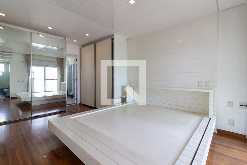 Apartamento à Venda – Paraíso, 3 Quartos, 215 m² – São Paulo