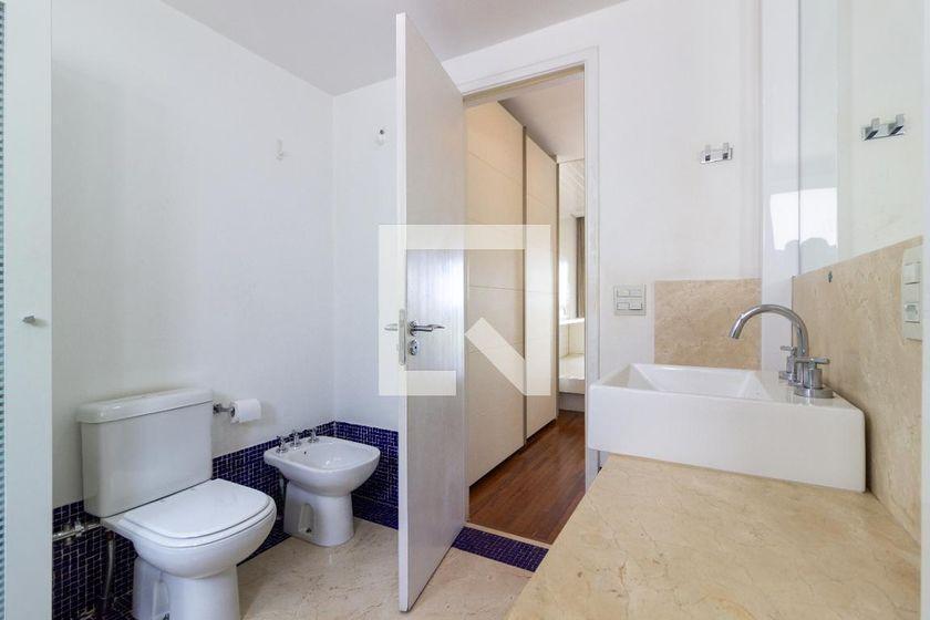 Apartamento à Venda – Paraíso, 3 Quartos, 215 m² – São Paulo