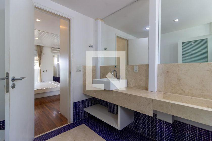 Apartamento à Venda – Paraíso, 3 Quartos, 215 m² – São Paulo