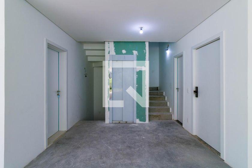 Casa à Venda – Real Parque, 5 Quartos, 707 m² – São Paulo