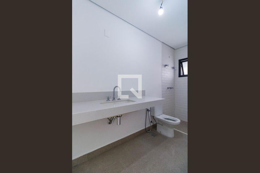 Casa à Venda – Real Parque, 5 Quartos, 707 m² – São Paulo