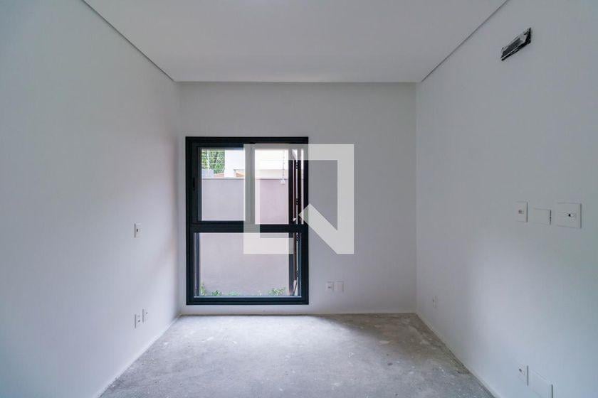 Casa à Venda – Real Parque, 5 Quartos, 707 m² – São Paulo