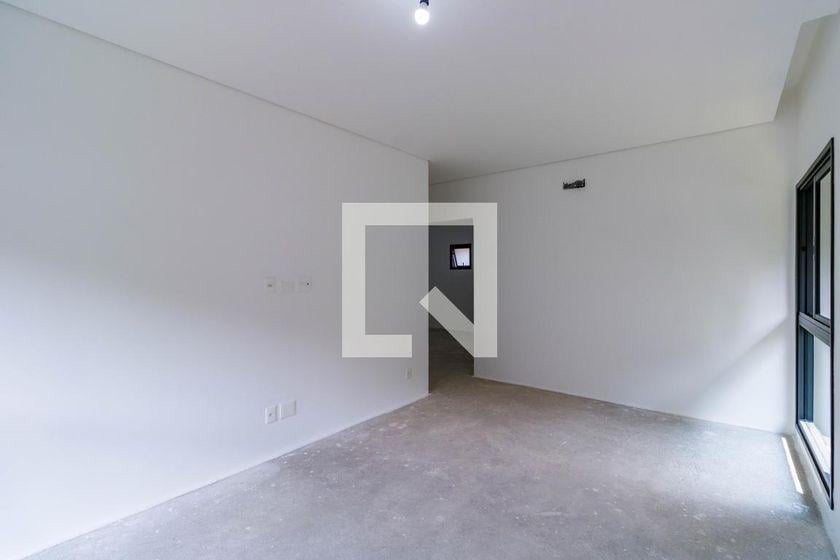 Casa à Venda – Real Parque, 5 Quartos, 707 m² – São Paulo