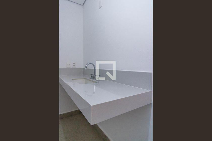 Casa à Venda – Real Parque, 5 Quartos, 707 m² – São Paulo
