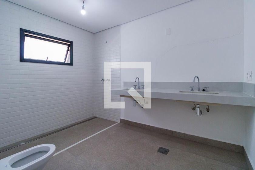 Casa à Venda – Real Parque, 5 Quartos, 707 m² – São Paulo