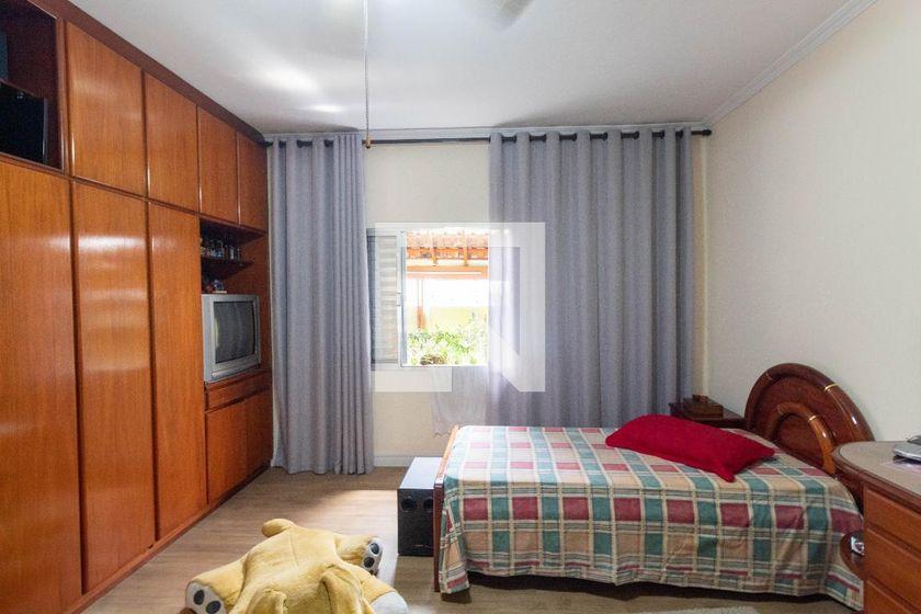 Casa à Venda – Ponte Rasa, 4 Quartos, 550 m² – São Paulo
