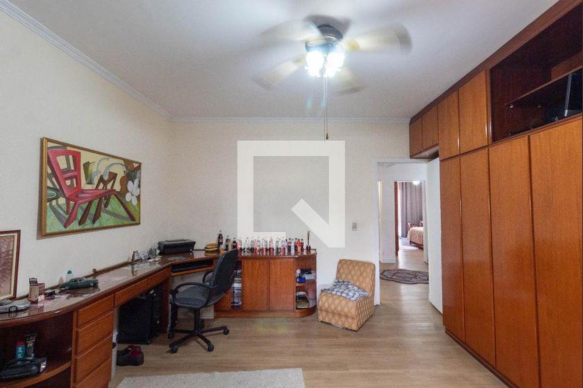 Casa à Venda – Ponte Rasa, 4 Quartos, 550 m² – São Paulo