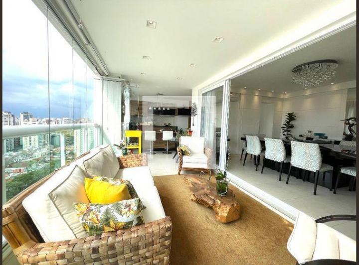 Apartamento à Venda – Vila Romana, 3 Quartos, 186 m² – São Paulo