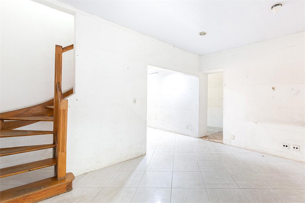Sobrado com 6 quartos à venda em Pinheiros – SP
