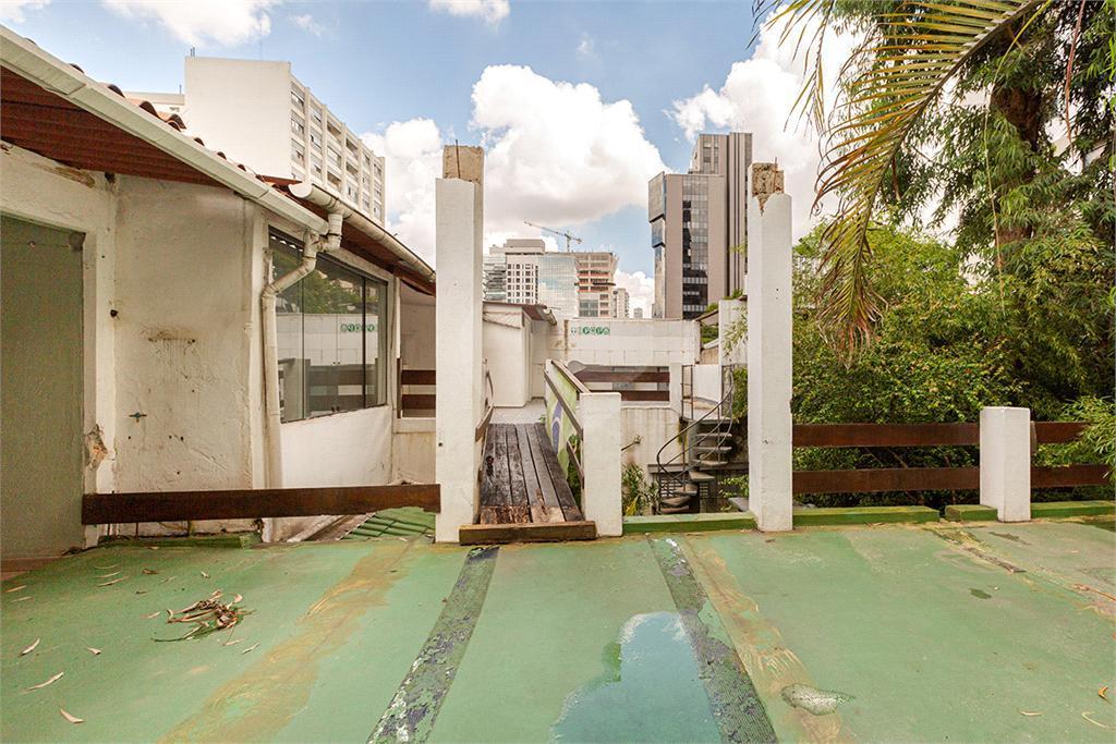 Sobrado com 6 quartos à venda em Pinheiros – SP