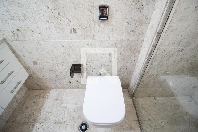 Apartamento à Venda – Moema, 3 Quartos, 240 m² – São Paulo