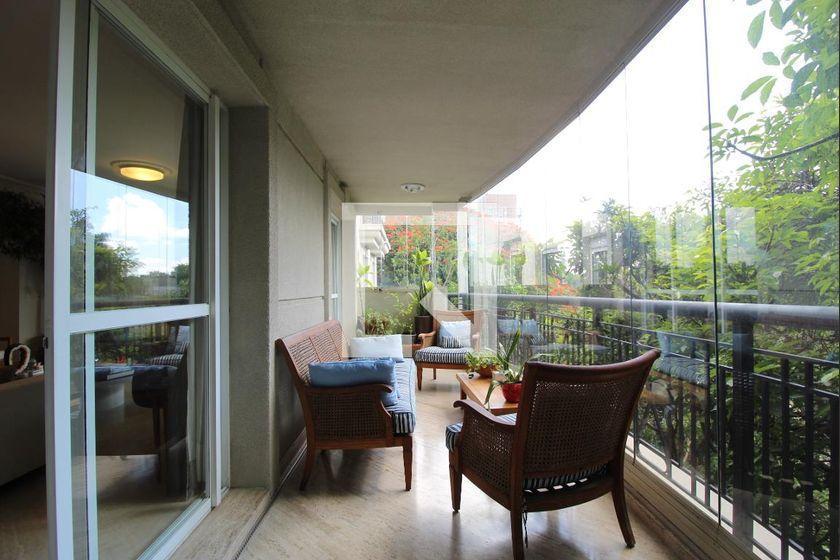 Apartamento à Venda – Moema, 4 Quartos, 257 m² – São Paulo