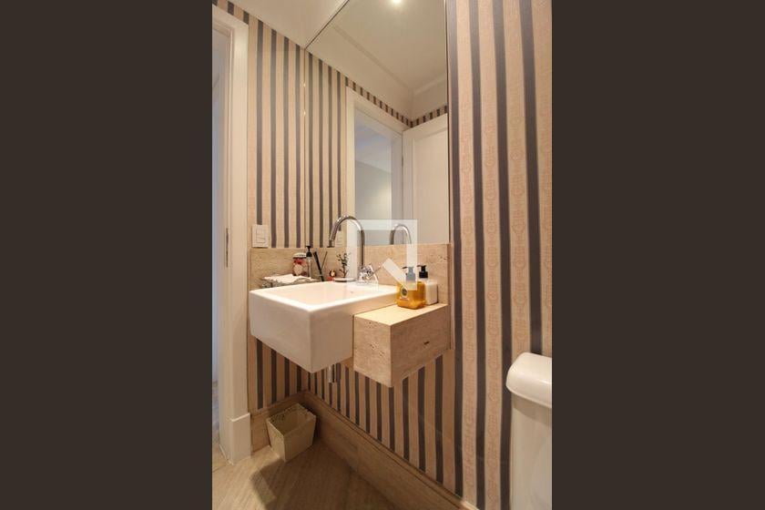 Apartamento à Venda – Moema, 4 Quartos, 257 m² – São Paulo