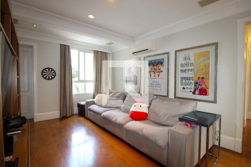 Apartamento à Venda – Moema, 4 Quartos, 257 m² – São Paulo