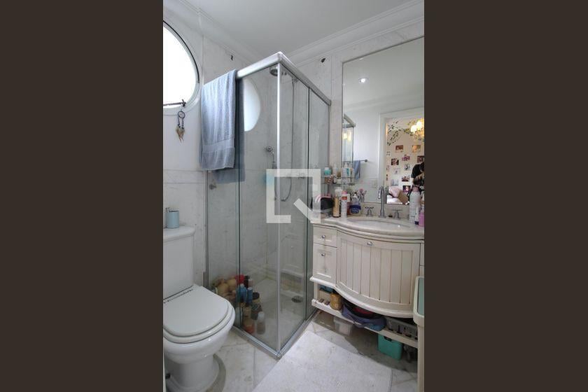 Apartamento à Venda – Moema, 4 Quartos, 257 m² – São Paulo