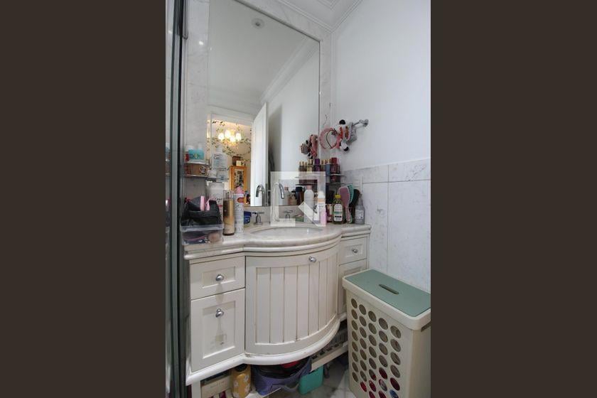 Apartamento à Venda – Moema, 4 Quartos, 257 m² – São Paulo