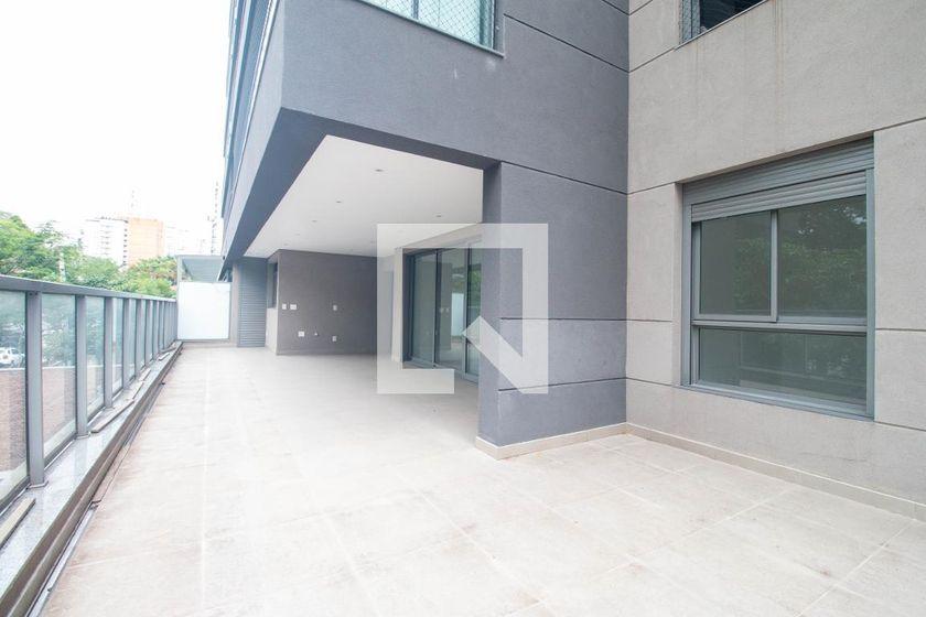 Apartamento à Venda – Brooklin, 4 Quartos, 236 m² – São Paulo