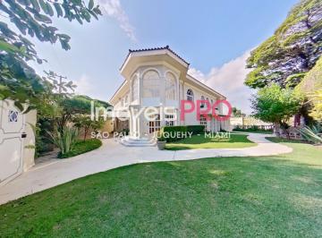 Exclusiva Casa de Cinema no Jardim Everest, Cidade Jardim, com 5 suítes e 700 m² de terreno!
