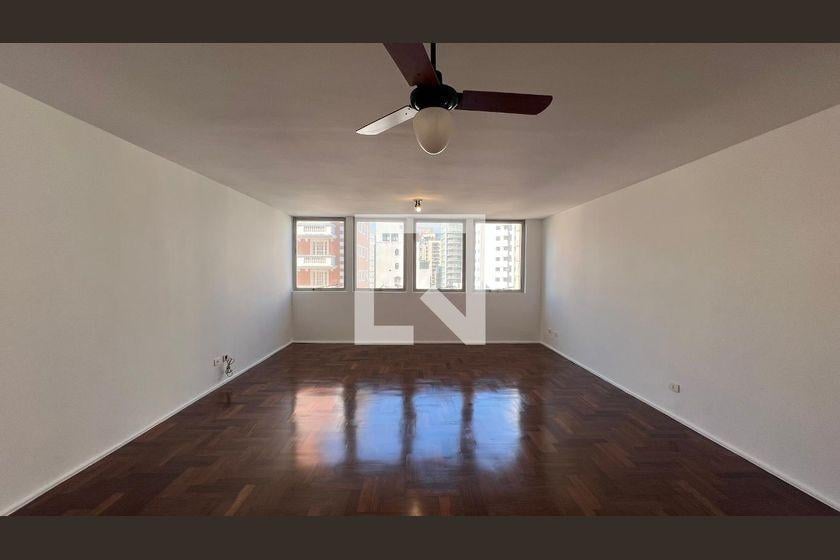 Apartamento à Venda – Jardim Paulista, 3 Quartos, 225 m² – São Paulo
