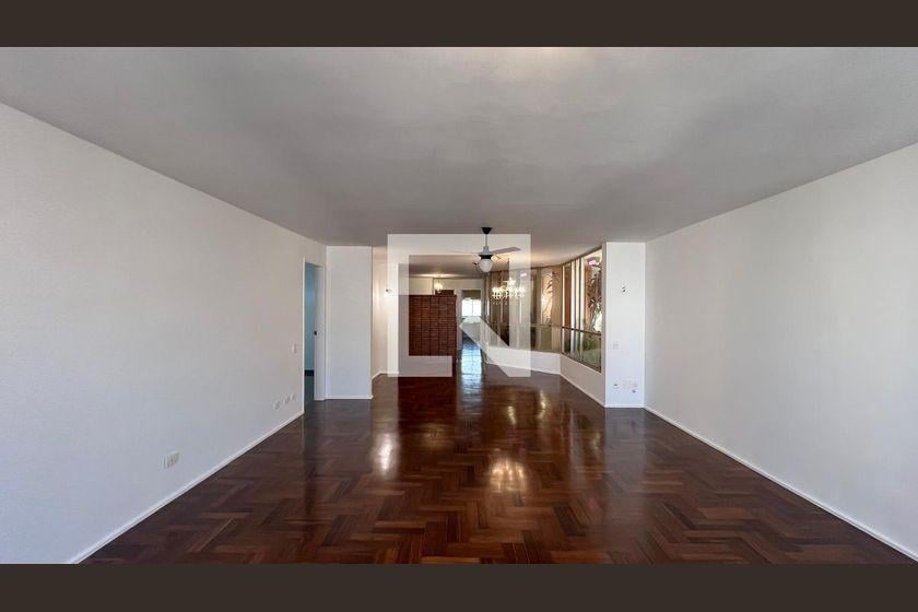 Apartamento à Venda – Jardim Paulista, 3 Quartos, 225 m² – São Paulo