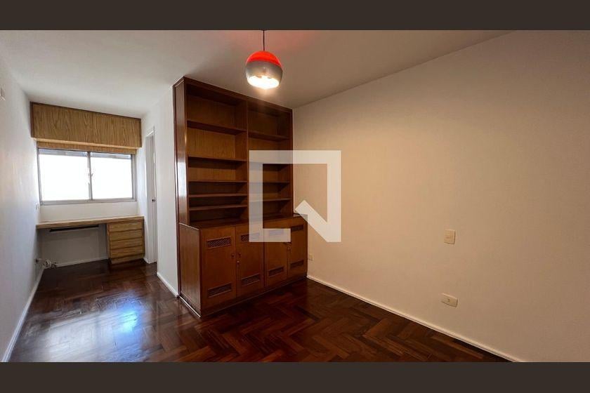 Apartamento à Venda – Jardim Paulista, 3 Quartos, 225 m² – São Paulo