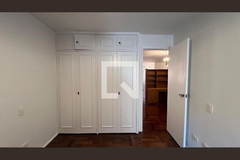 Apartamento à Venda – Jardim Paulista, 3 Quartos, 225 m² – São Paulo