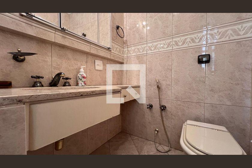 Apartamento à Venda – Jardim Paulista, 3 Quartos, 225 m² – São Paulo