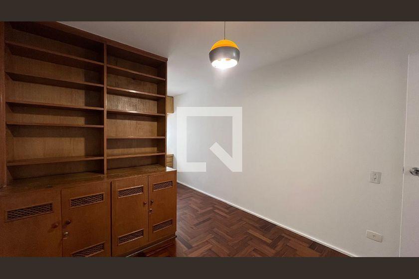 Apartamento à Venda – Jardim Paulista, 3 Quartos, 225 m² – São Paulo
