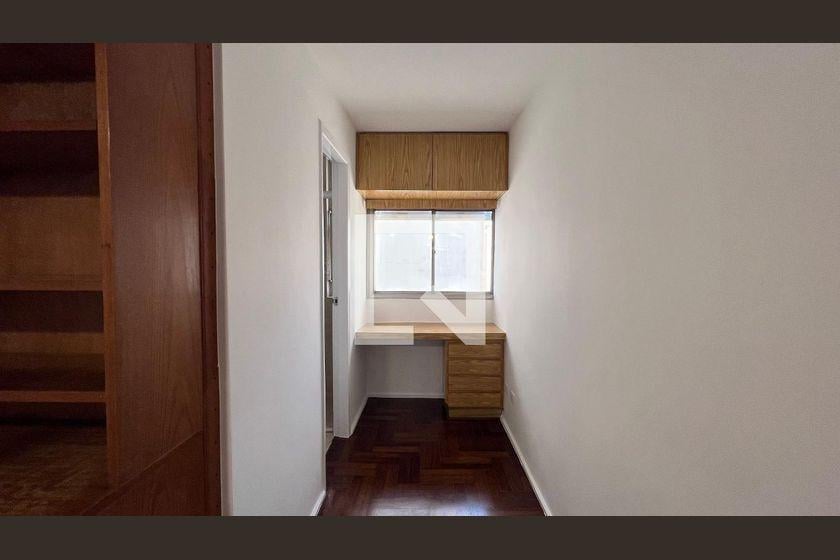 Apartamento à Venda – Jardim Paulista, 3 Quartos, 225 m² – São Paulo