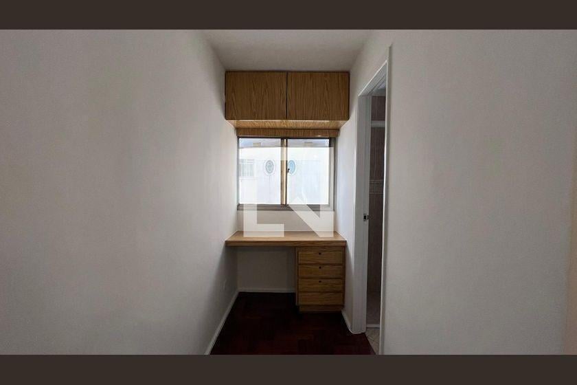 Apartamento à Venda – Jardim Paulista, 3 Quartos, 225 m² – São Paulo