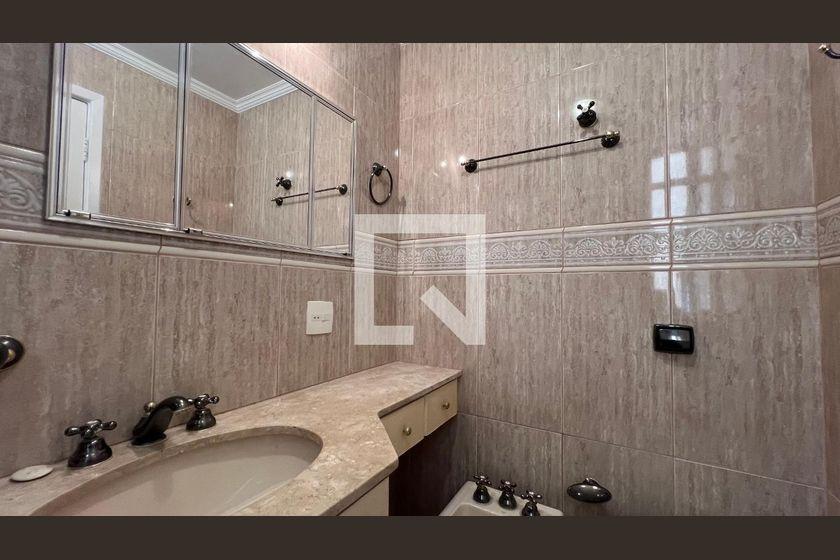 Apartamento à Venda – Jardim Paulista, 3 Quartos, 225 m² – São Paulo