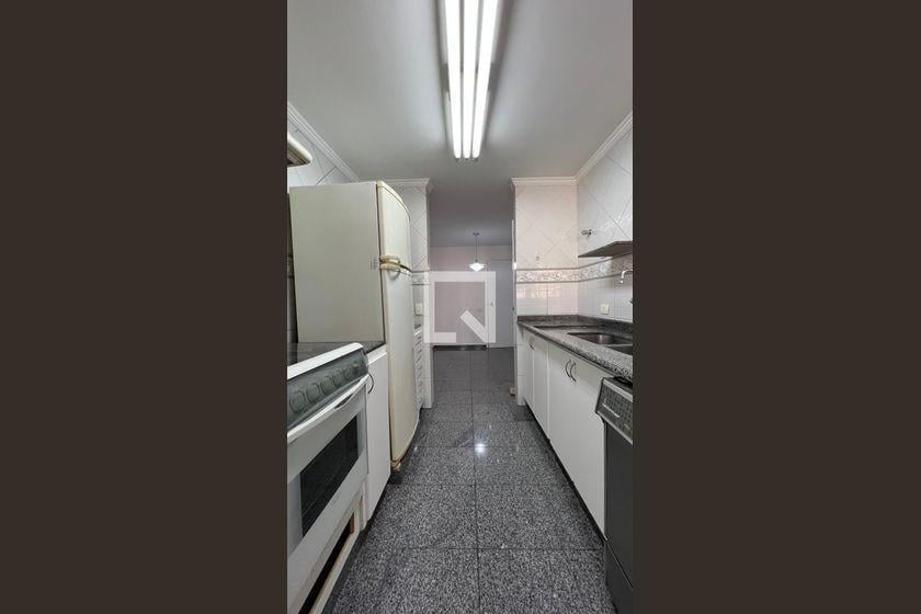 Apartamento à Venda – Jardim Paulista, 3 Quartos, 225 m² – São Paulo