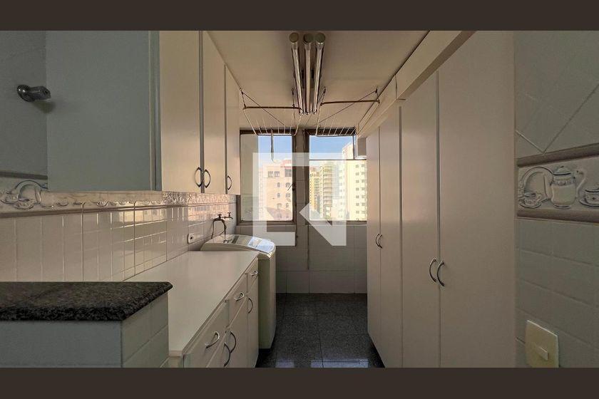 Apartamento à Venda – Jardim Paulista, 3 Quartos, 225 m² – São Paulo