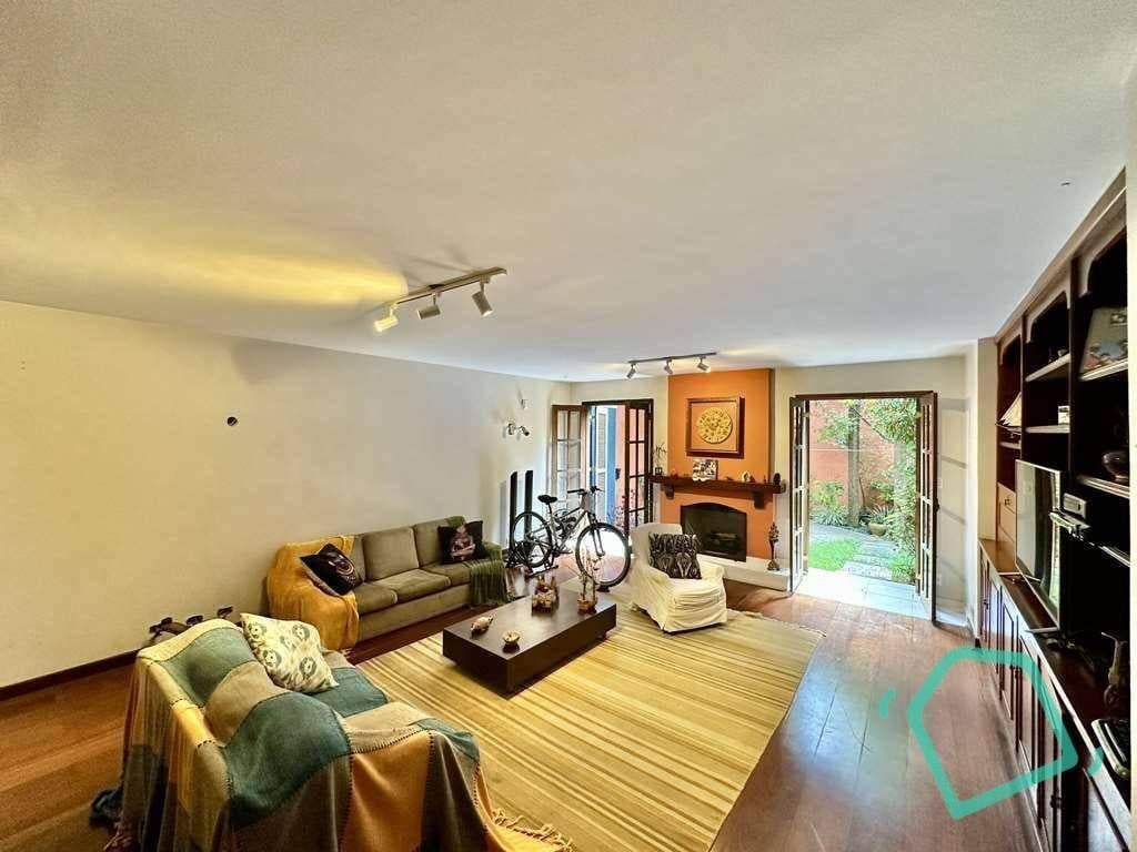Casa com 4 dormitórios à venda, 228 m² por R$ 1.100.000,00 – Jardim Jussara – São Paulo/SP