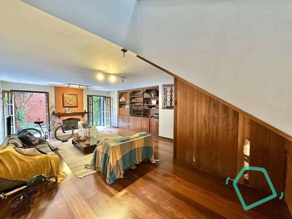 Casa com 4 dormitórios à venda, 228 m² por R$ 1.100.000,00 – Jardim Jussara – São Paulo/SP
