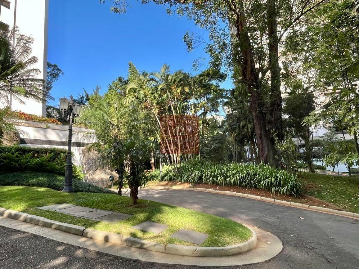 Apartamento para locação Alto da Boa Vista 330m² 4 suítes 3 vagas – Condomínio Clube