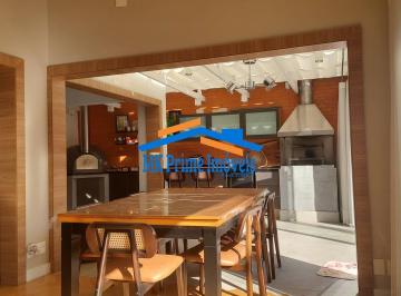 Sobrado c/ 250m², 3 Suítes, Piscina, Área Gourmet – Parque dos Príncipes/SP