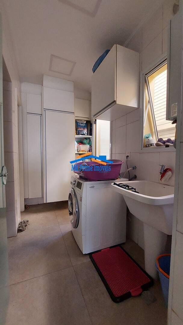 Sobrado c/ 250m², 3 Suítes, Piscina, Área Gourmet – Parque dos Príncipes/SP